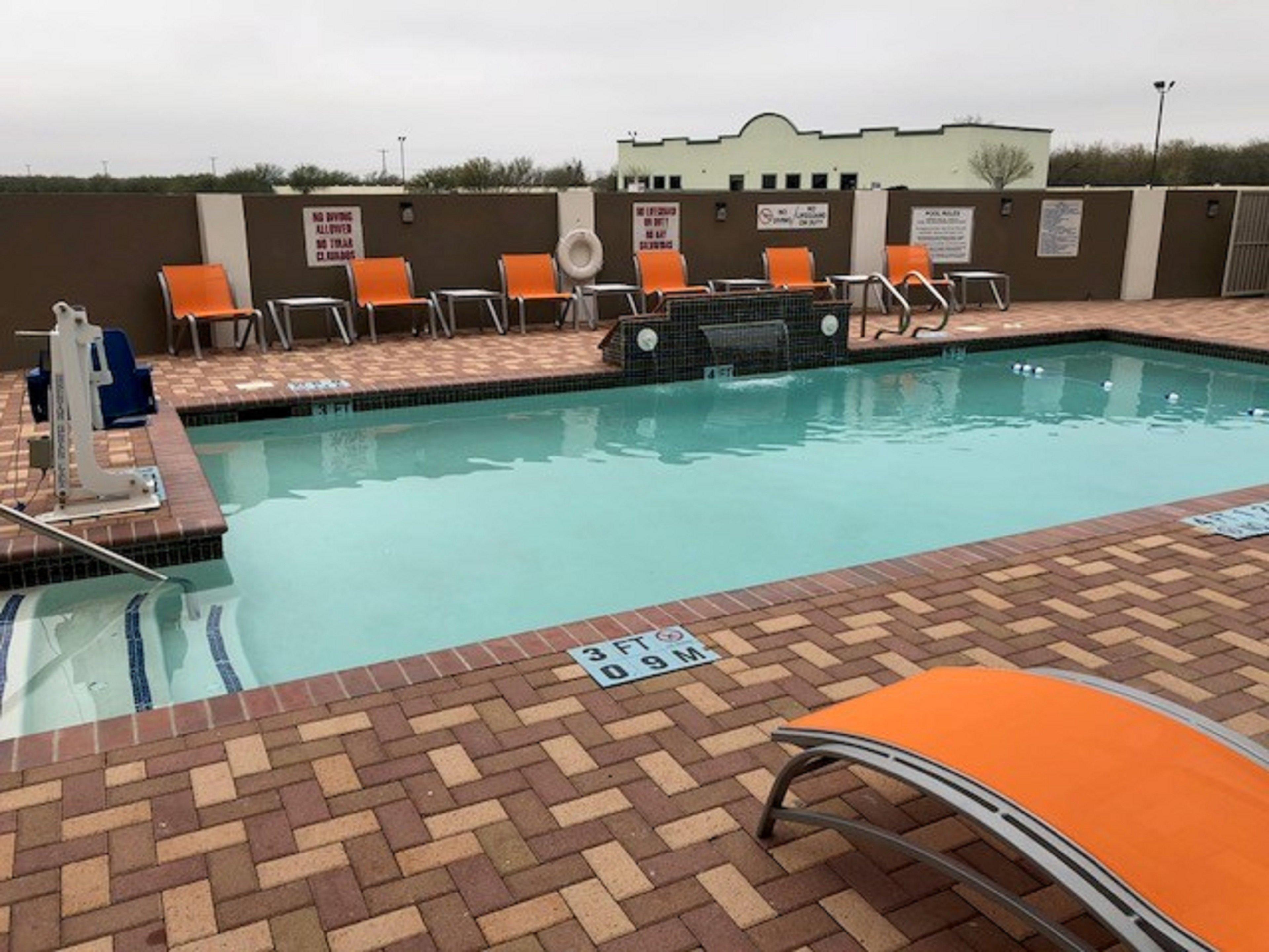 Holiday Inn Express Hotel & Suites Rio Grande City, An Ihg Hotel Екстер'єр фото