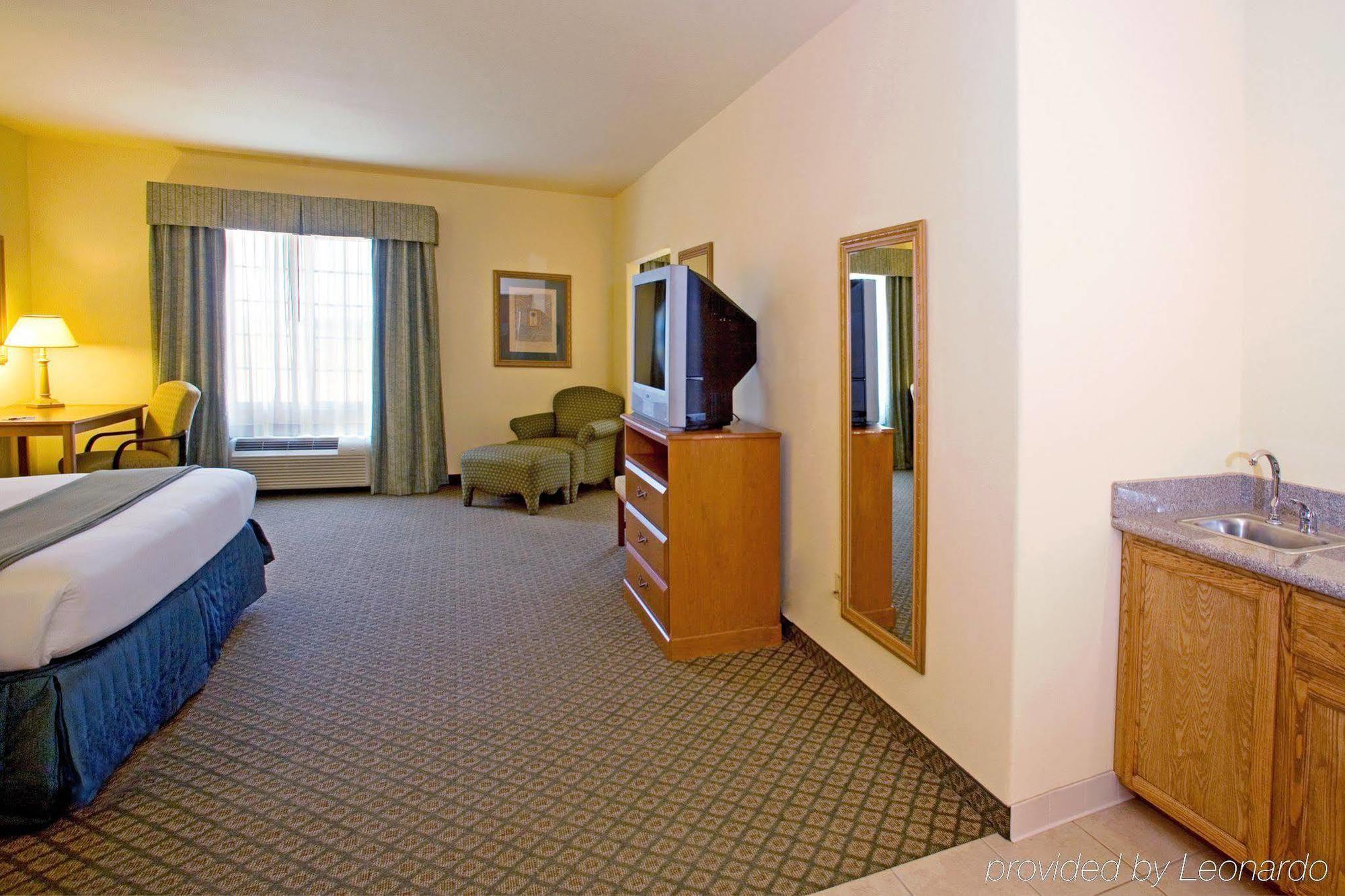 Holiday Inn Express Hotel & Suites Rio Grande City, An Ihg Hotel Номер фото