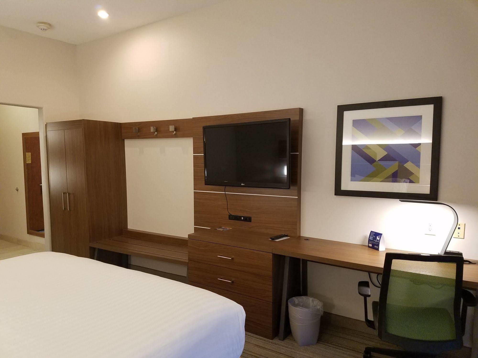 Holiday Inn Express Hotel & Suites Rio Grande City, An Ihg Hotel Екстер'єр фото